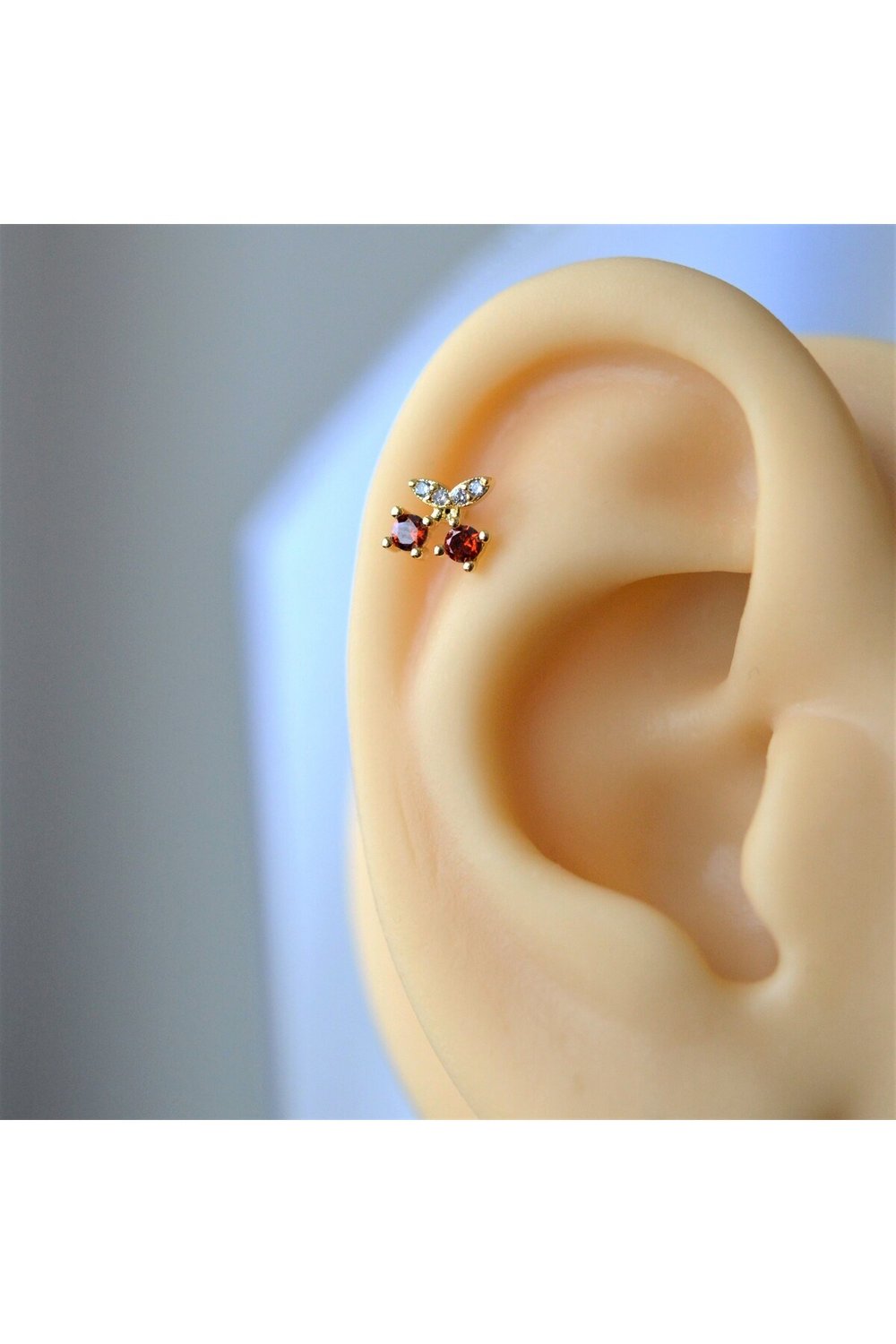 Gold Cerrahi Çelik Kiraz Piercing Helix Lob Kıkırdak Tragus