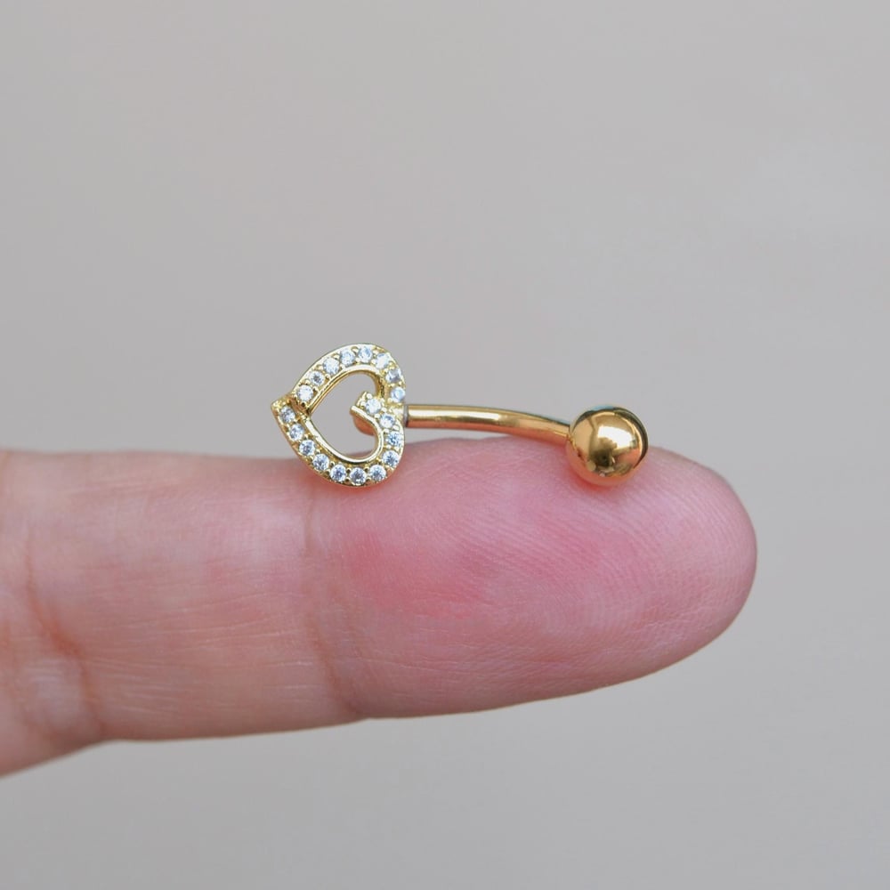 Kalpli Göbek Piercingi Çelik Gold Renkli Minimal