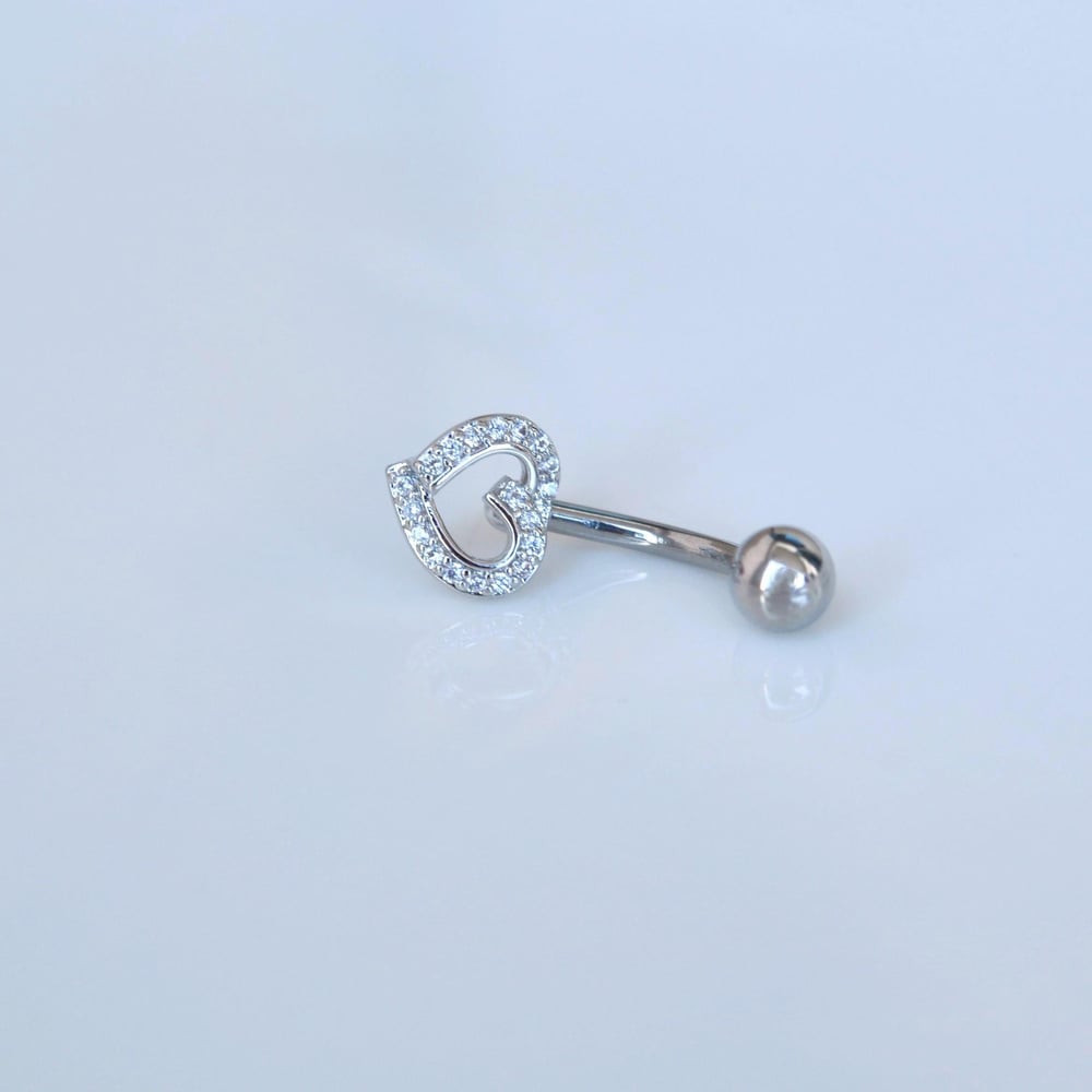 Kalpli Göbek Piercingi Çelik Silver Renkli Minimal