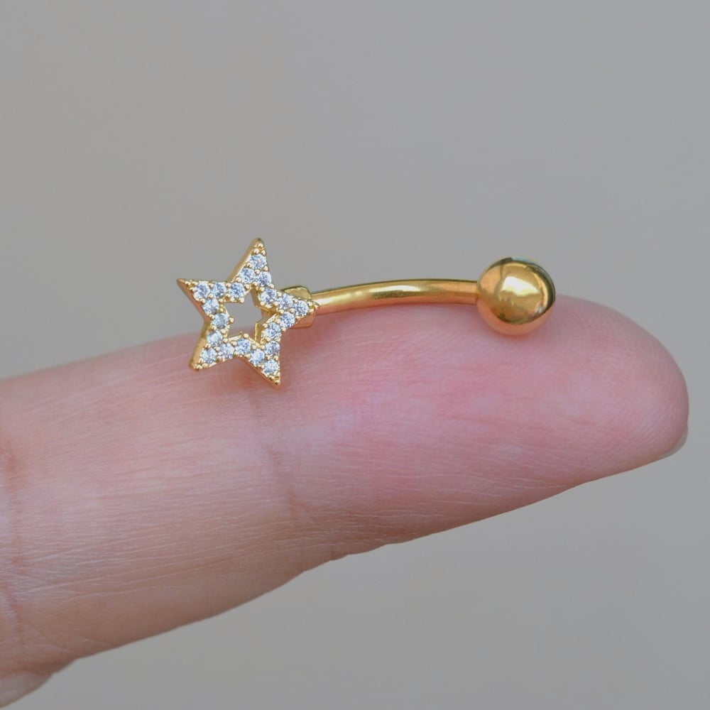 Yıldızlı Göbek Piercingi Çelik Gold Renkli Minimal