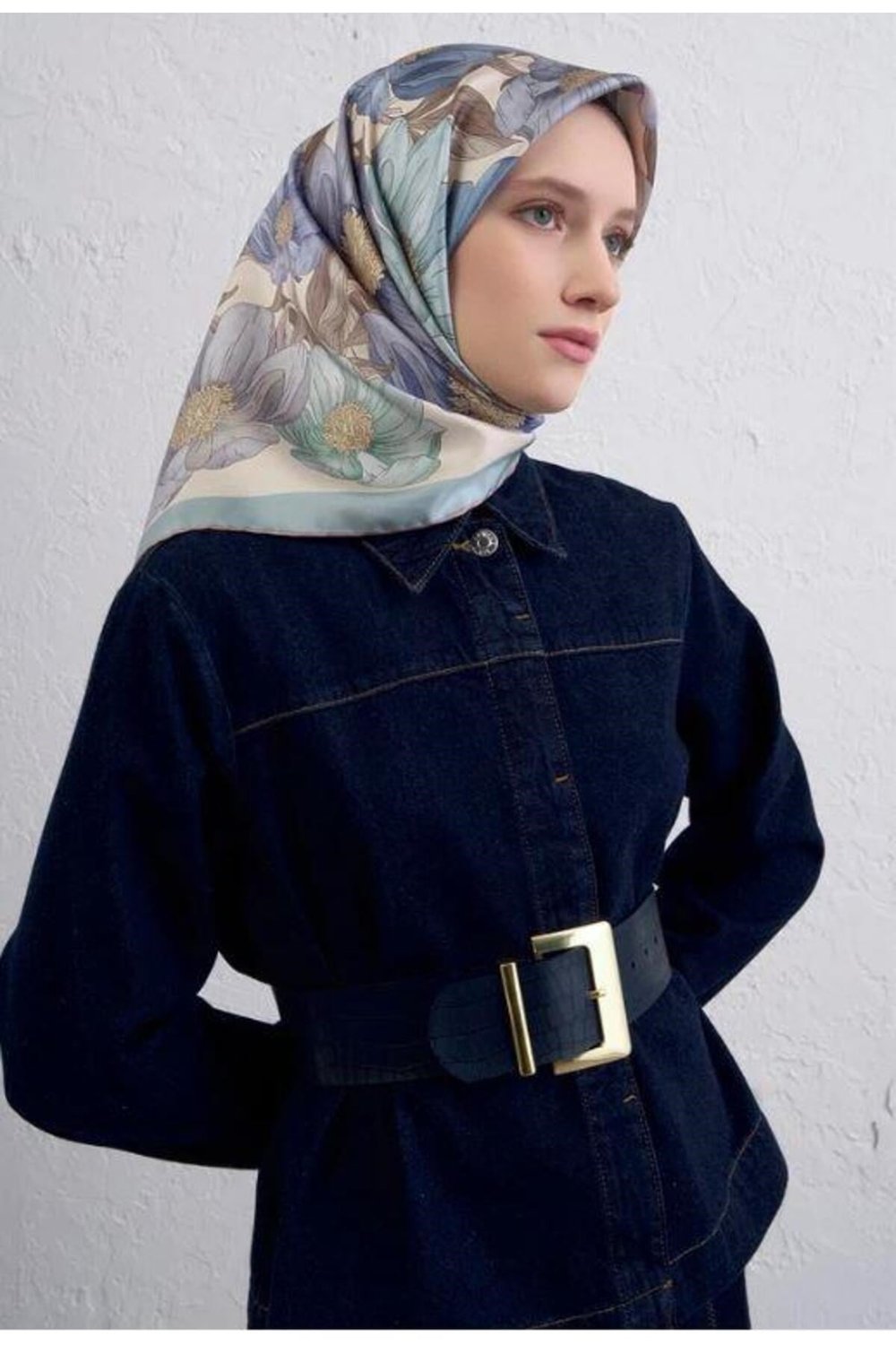 2025 Desenli Saf İpek Sura Eşarp 9403-35