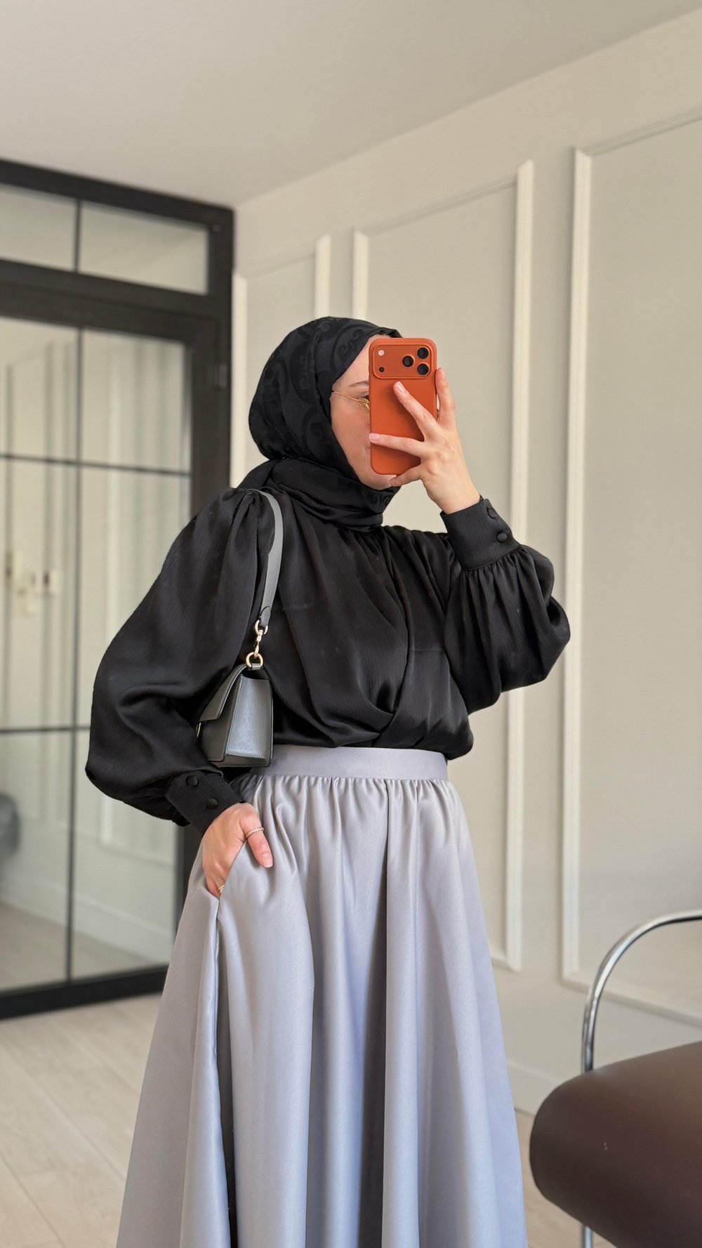 Siyah Kısa Bluz
