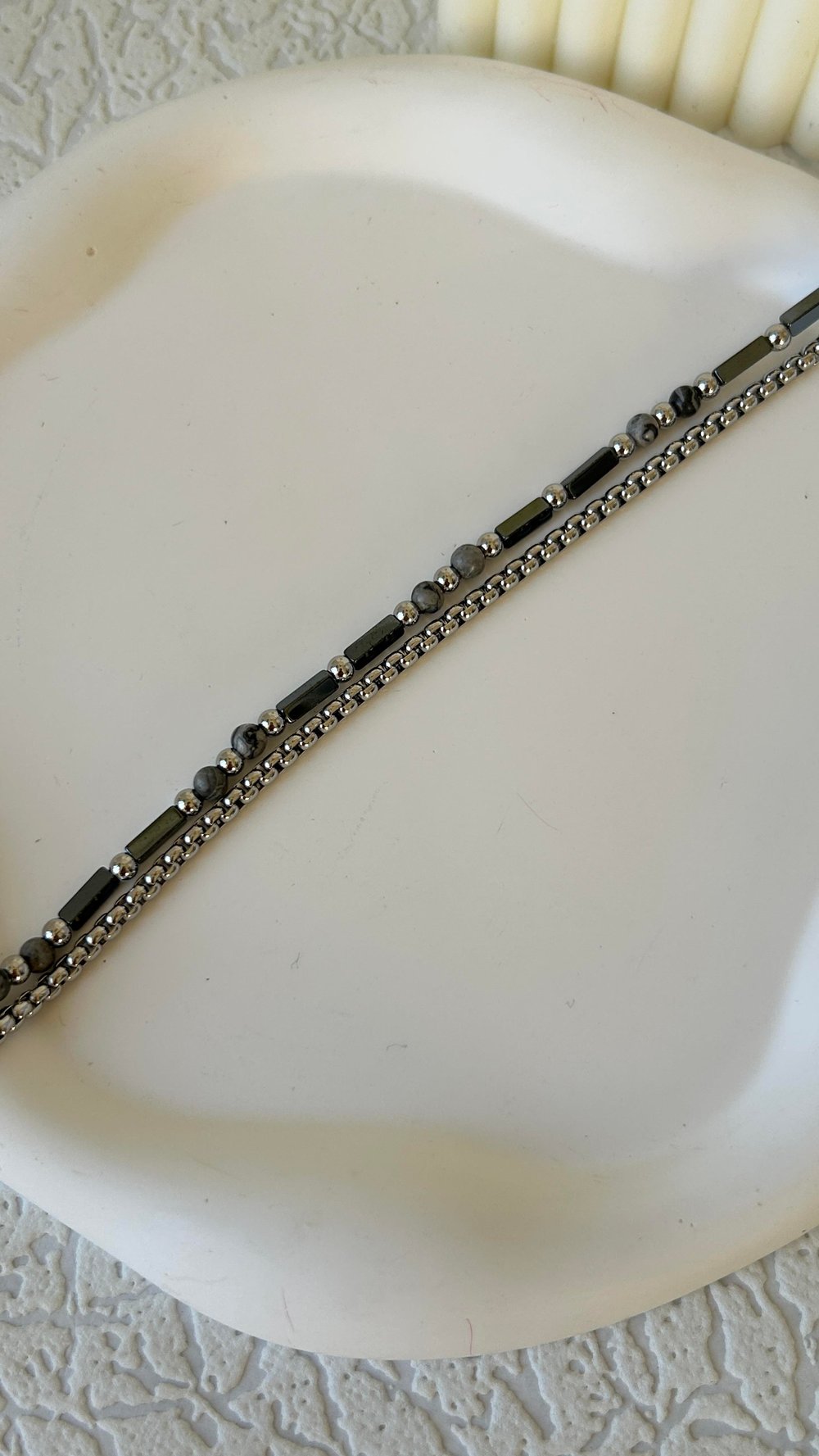 Çift Zincir Siyah-Gri Boncuk Detay Çelik Bileklik