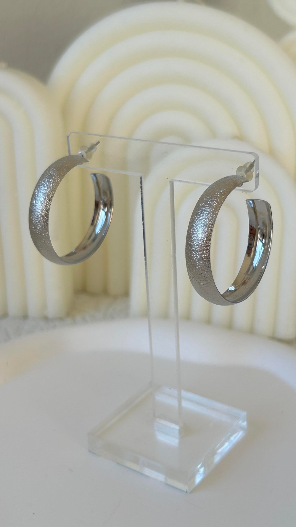 Halka Dokulu 3 cm Silver Küpe