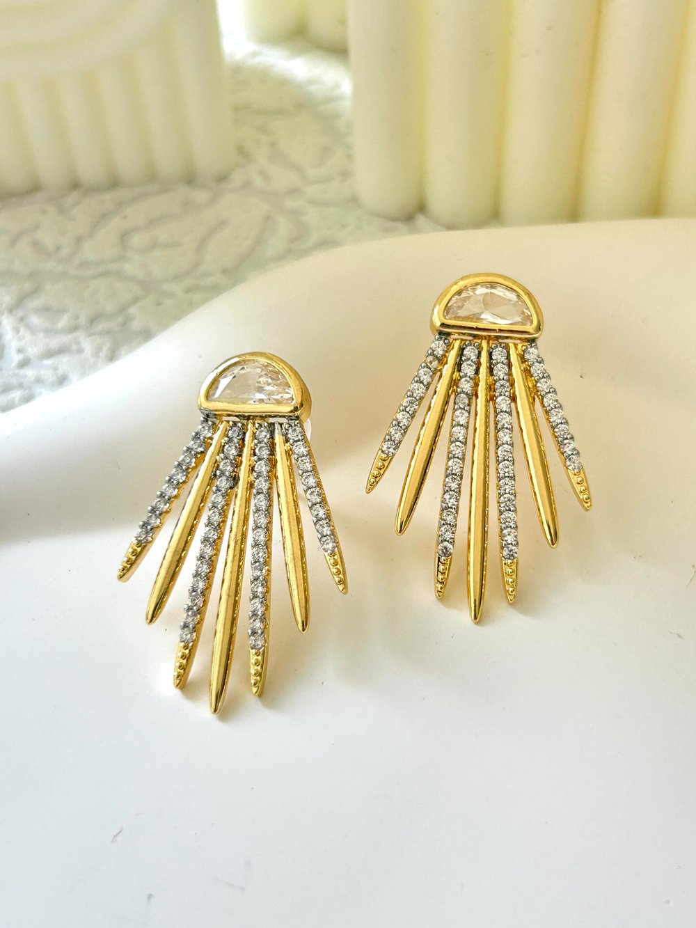 Premium Zirkon Taşlı Marka Model Gold Küpe