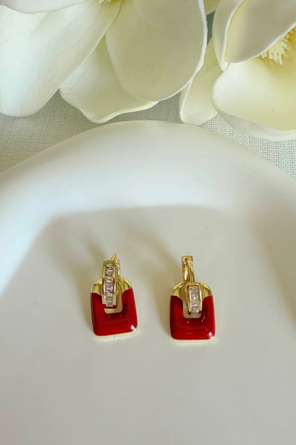 Çelik Gold 316 L MRK Kırmızı Taşlı Küpe