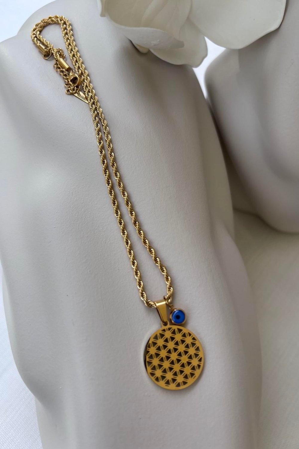 Çelik Gold Yaşam Çiçeği Kolye
