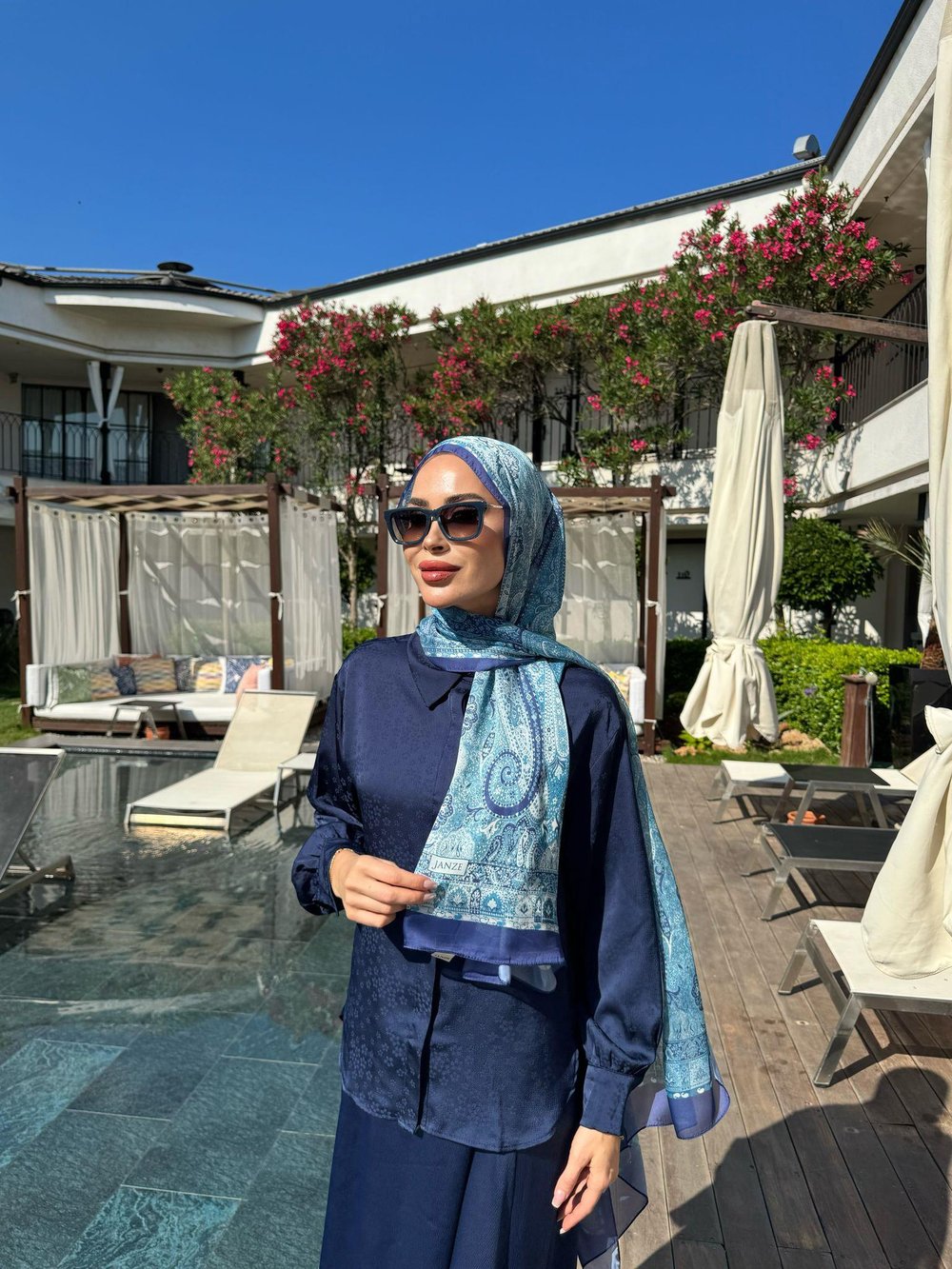 Nilüfer Kutlu Tercihi- İpeksi Şifon Şal