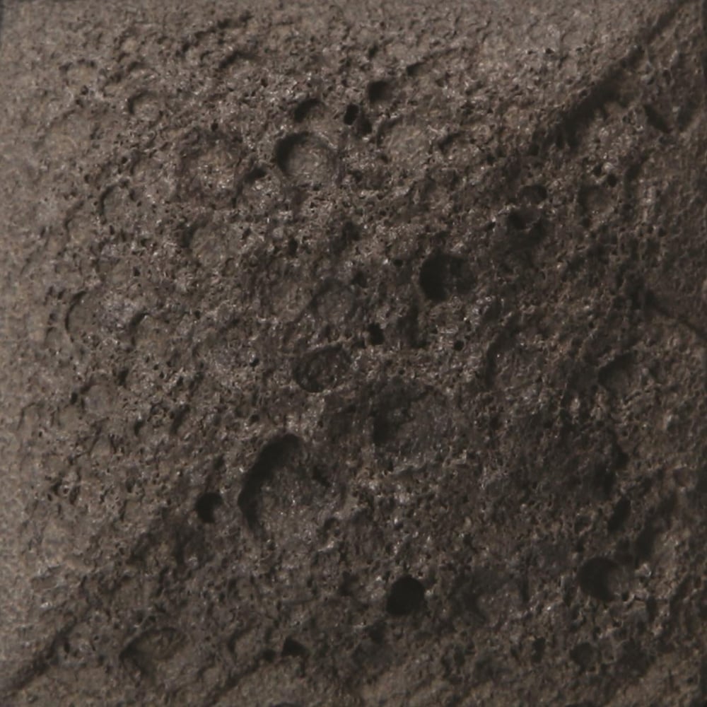mayco-sw-406-dark-magma-stoneware-yuks-a21-4c.jpeg