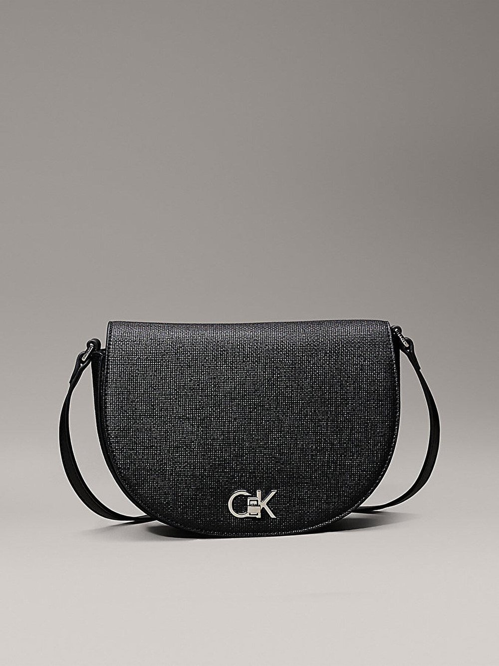 Calvin Klein 13233 Kadın Ck Çapraz Çanta