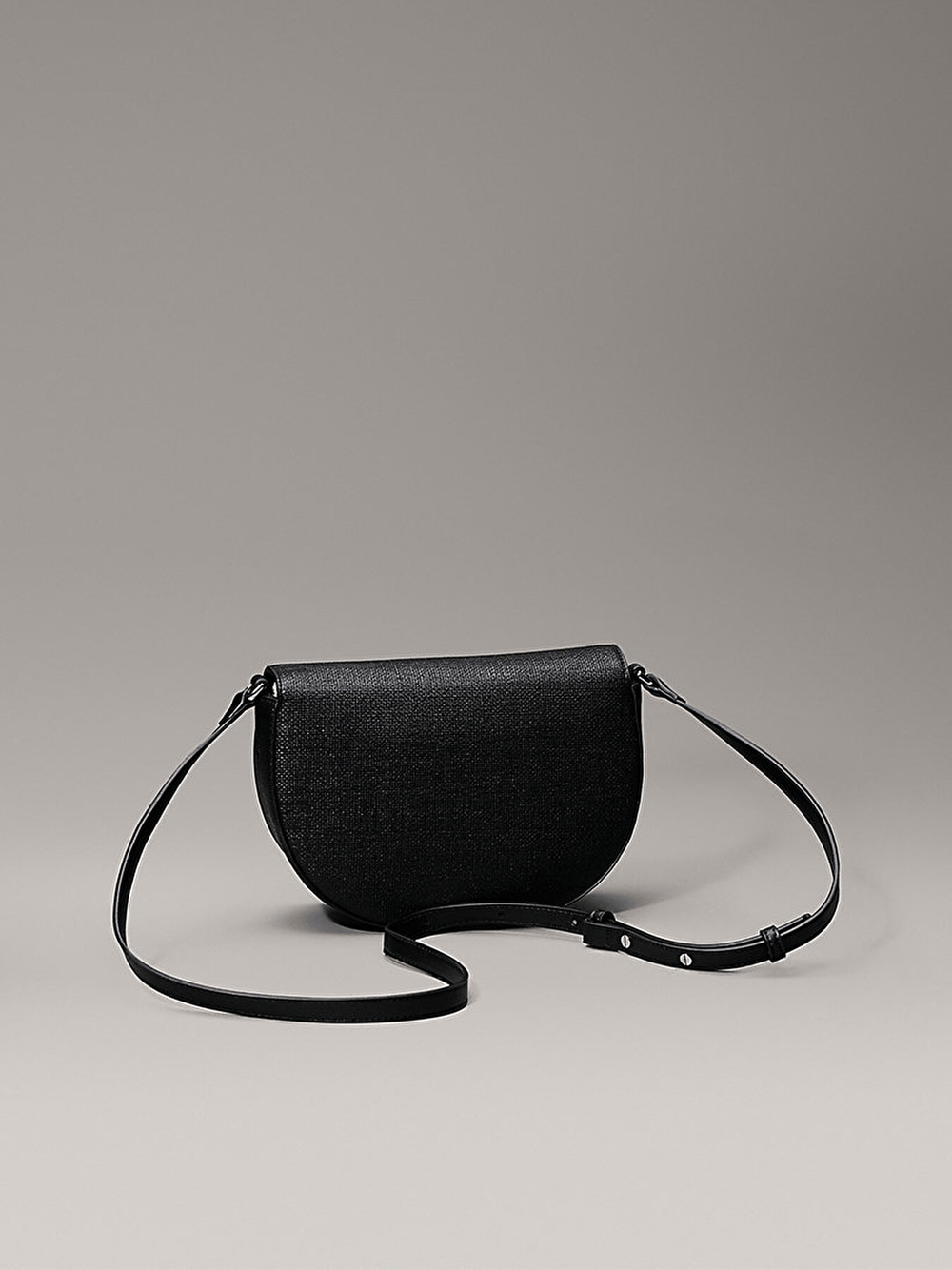 Calvin Klein 13233 Kadın Ck Çapraz Çanta