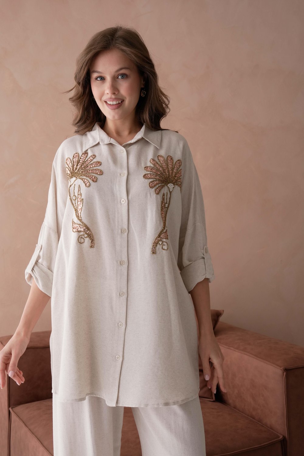 BONCUK NAKIŞ İŞLEMELİ OVERSIZE KETEN GÖMLEK17401