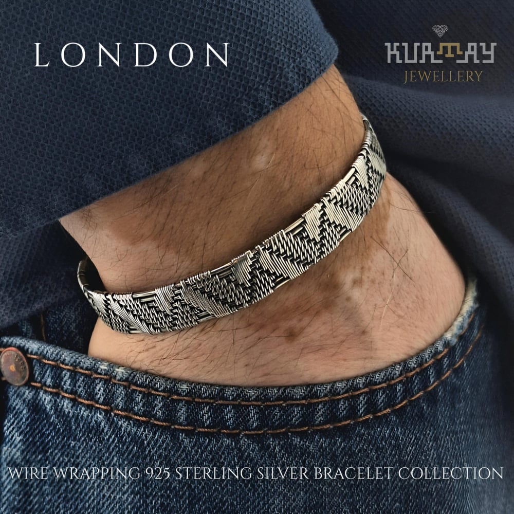 LONDON 925 STERLING SILVER BRACELET