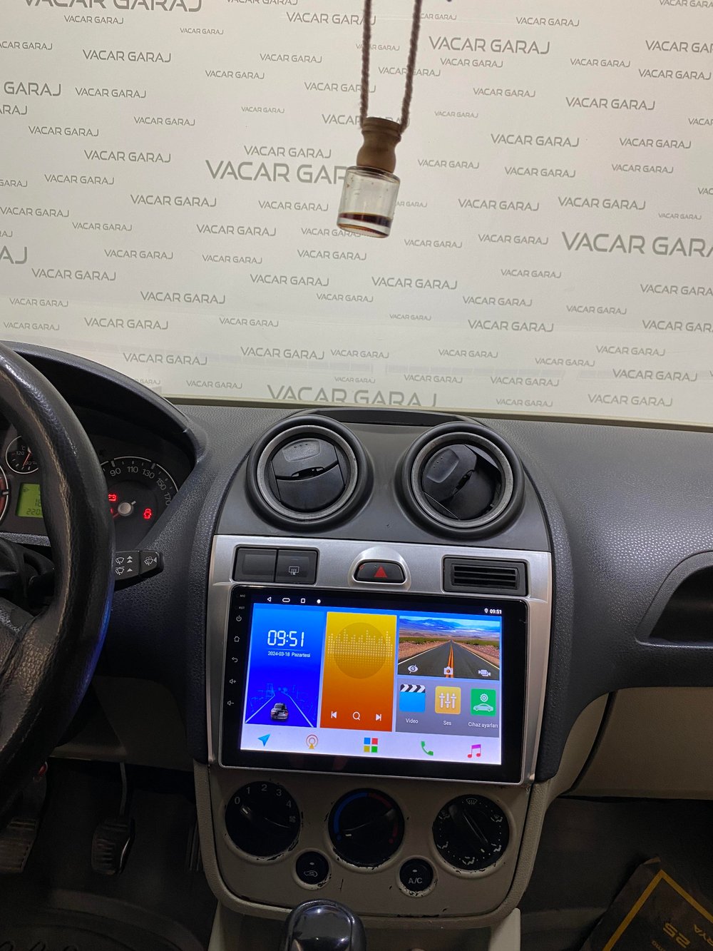 FORD FIESTA 2/32 ANDROID MULTİMEDYA SİSTEMİ (2006-2008)