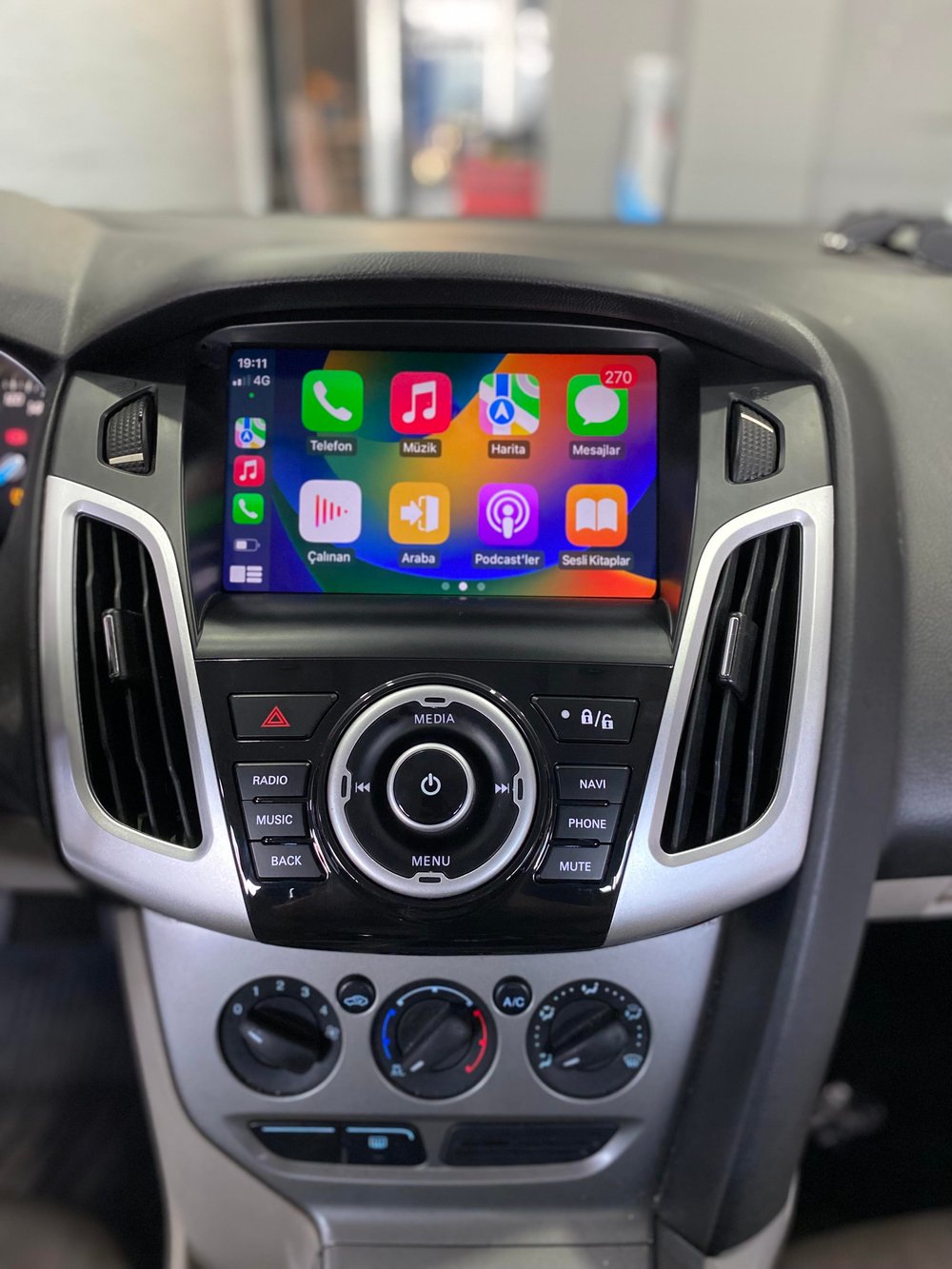 FORD FOCUS 3-3.5 İÇERDEN EKRAN 8/128 UYUMLU ANDROID MULTİMEDYA (2011-18)