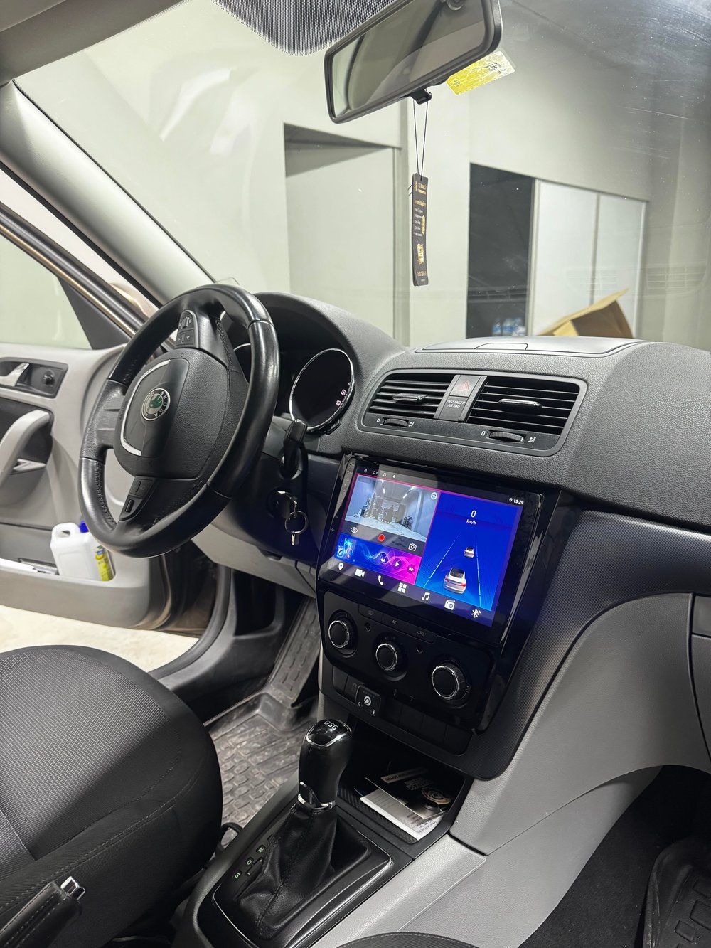 SKODA YETI 8/128 UYUMLU ANDROID MULTİMEDYA