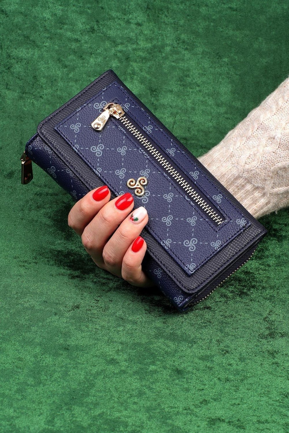 Çok Bölmeli Bol Gözlü Fermuarlı Kadın Cüzdan & Kartlık YC100002SLG