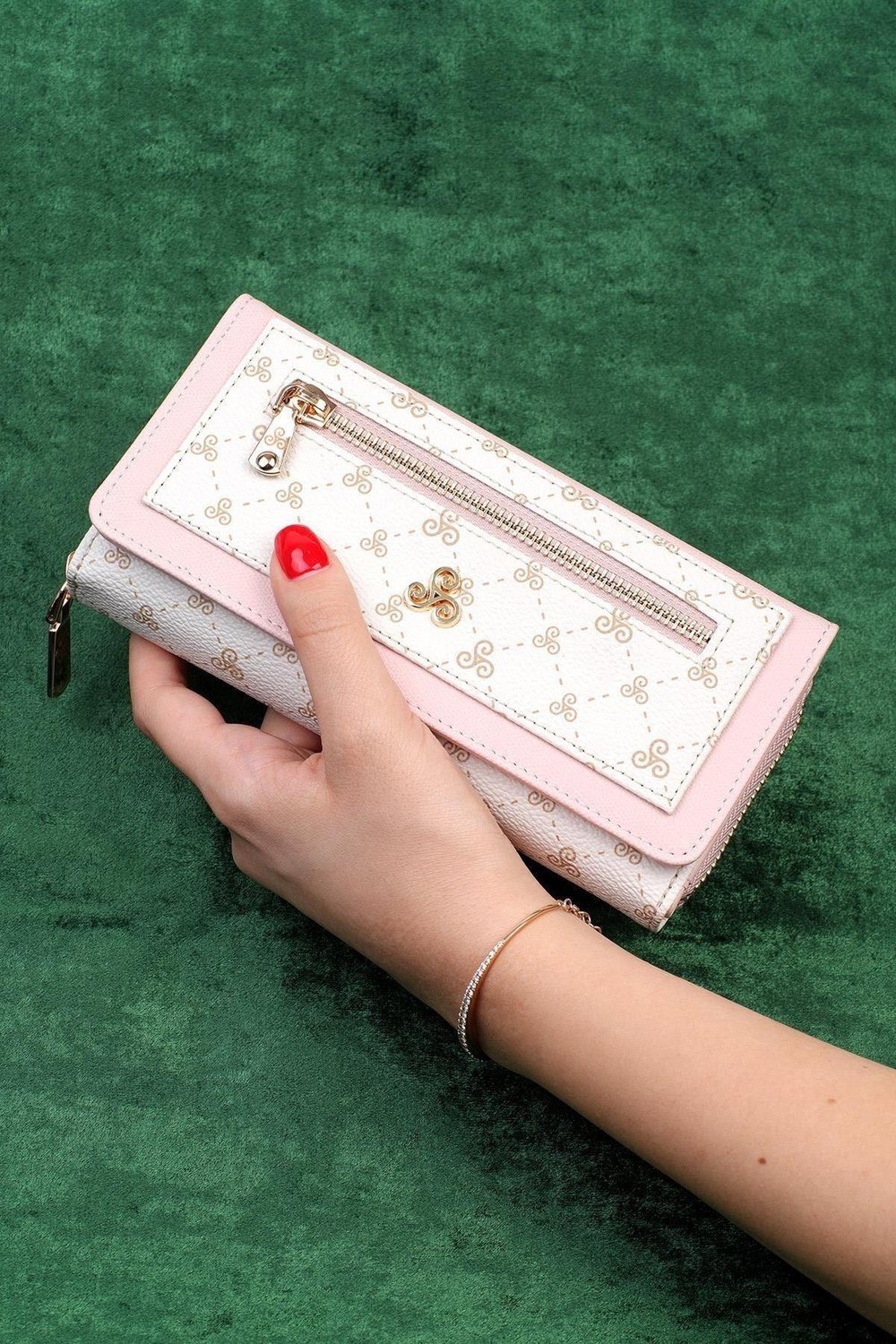 Çok Bölmeli Bol Gözlü Fermuarlı Kadın Cüzdan & Kartlık YC100002SLG