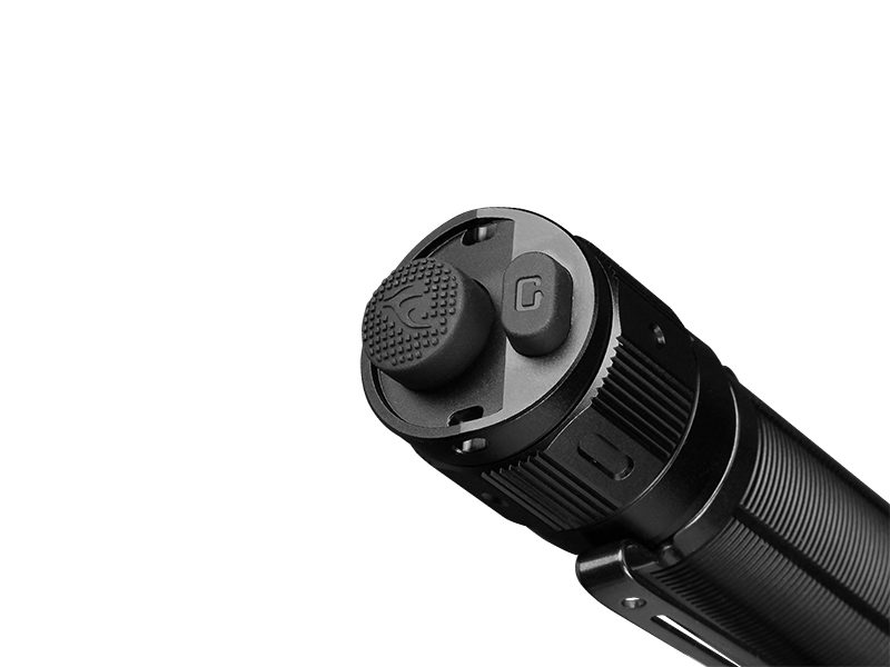 FENİX TK16 V2.0 3100 LÜMEN EL FENERİ