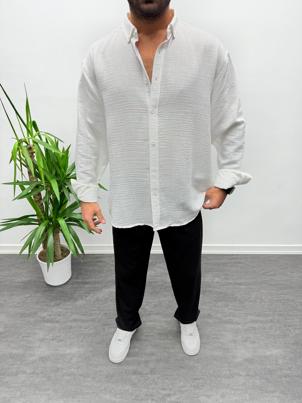 Beyaz Oversize Dokulu Gömlek