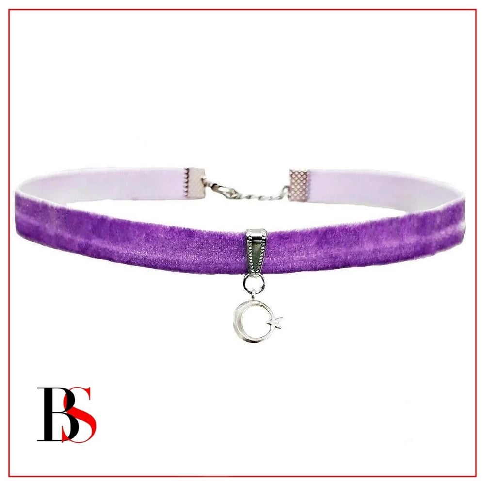 Mor Renk Kadife Kadın Türk Bayrağı Choker Kolye