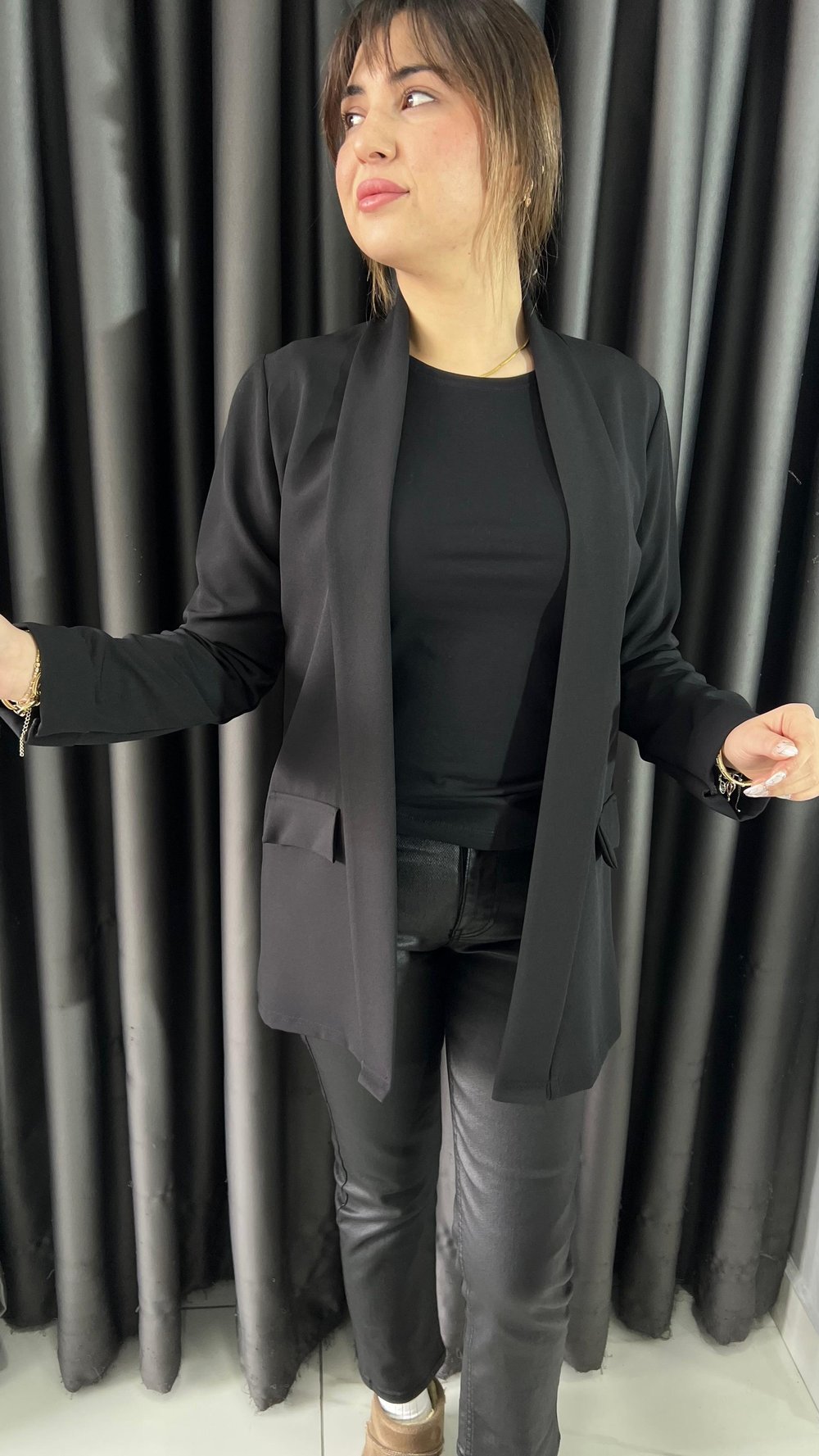 Krep İnce Siyah Ceket