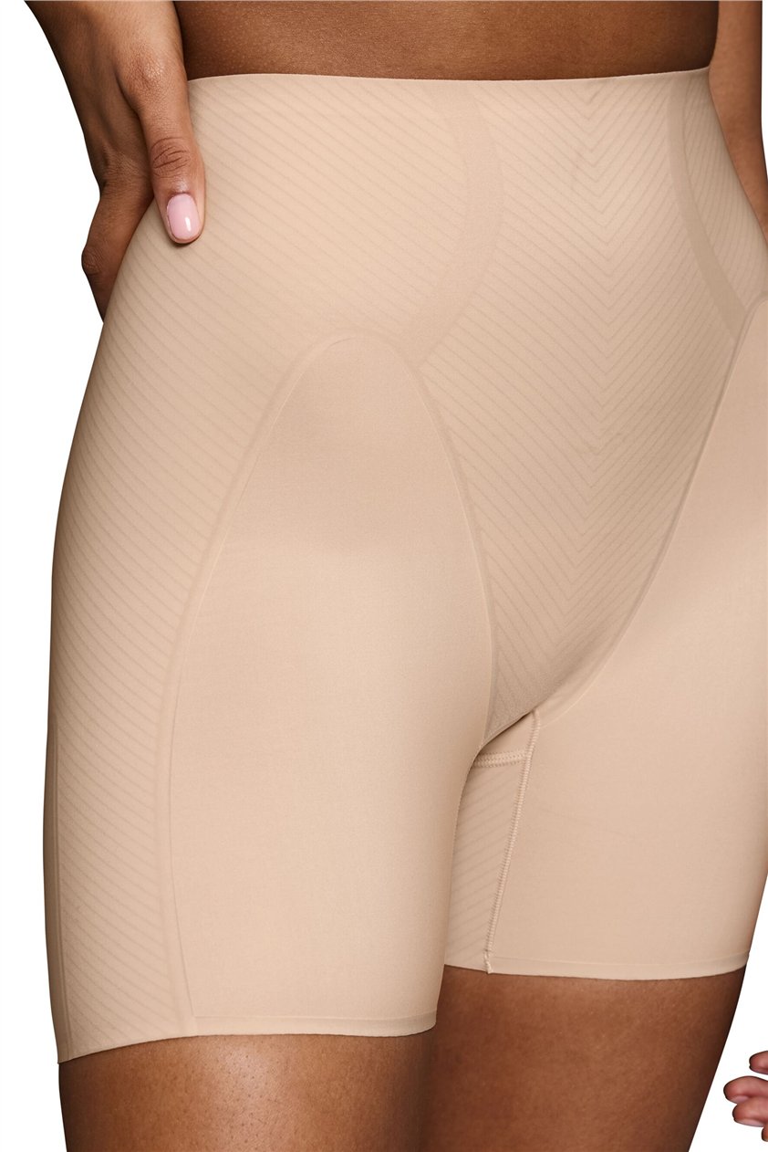 Triumph BMU Illusion Curve HW Short Kadın Külot Bej