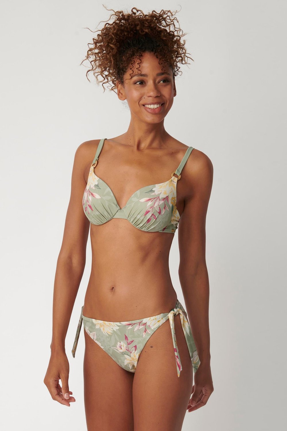 triumph-botanical-leaf-wp-bikini-ustu-edde-2.jpg