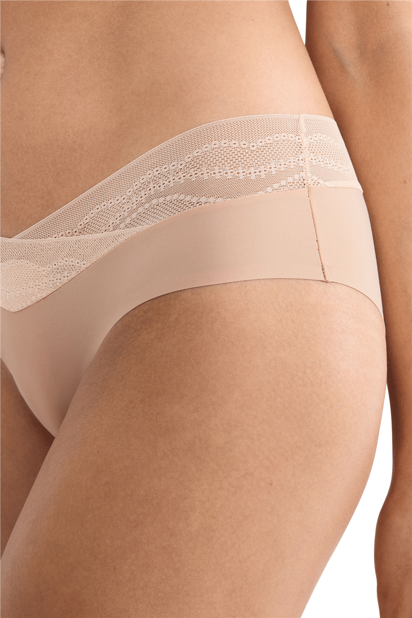 Triumph Breathe & Lift Smart Hipster Kadın Külot Bej