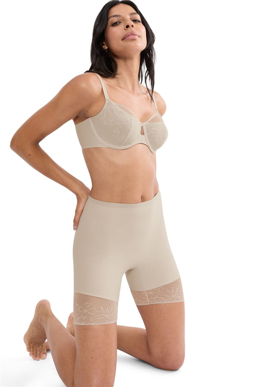 Triumph Comfort Contour Mid-Thigh Panty Kadın Korse Bej