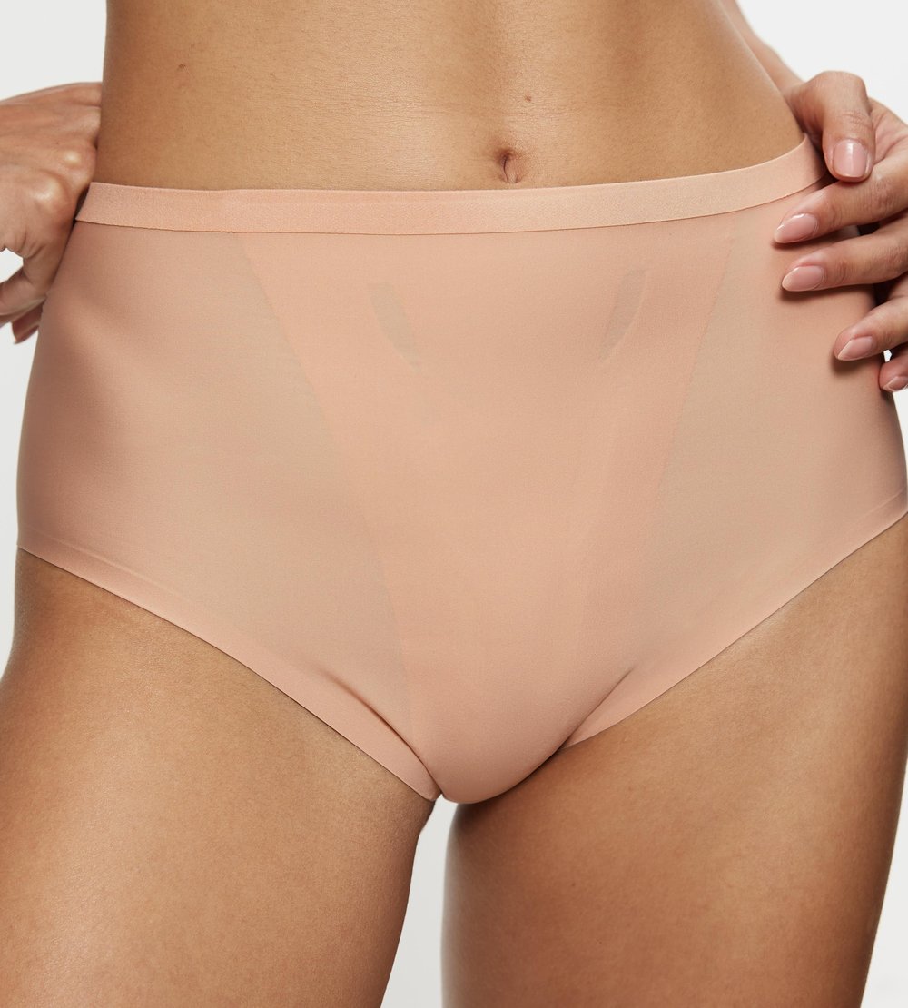 Triumph Kadın Triumph Shape Smart Maxi Külot Bej