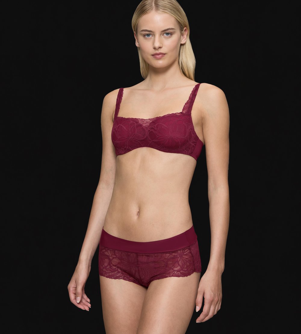 Triumph Body Make-Up Illusion Lace Balconette Kadın Sütyen