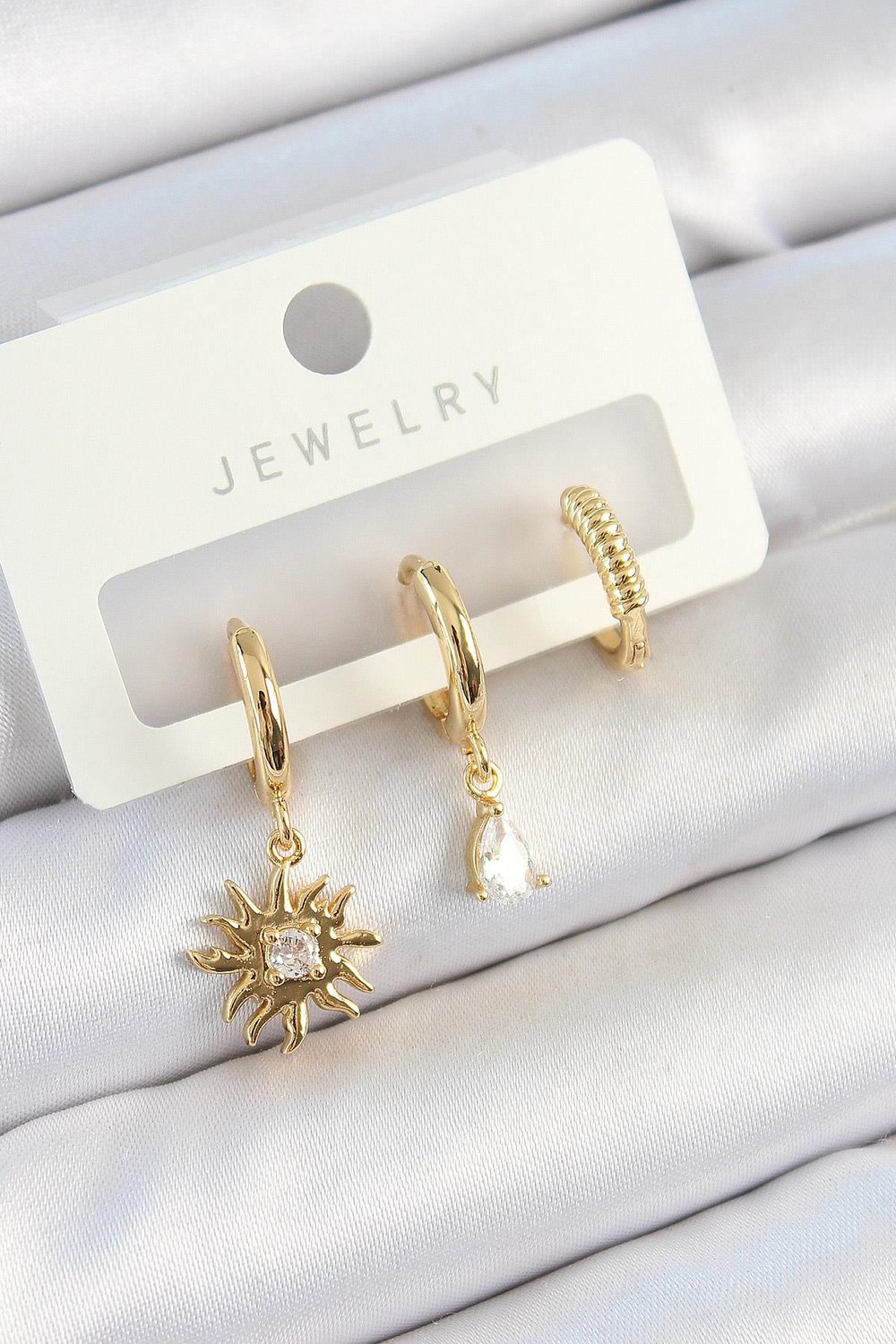 Pirinç Zirkon Taşlı Güneş Model Gold Renk 3lü Çift Kadın Küpe Set