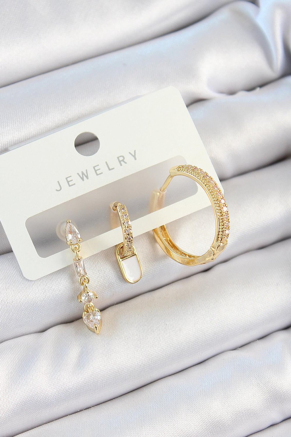 Pirinç Zirkon Taşlı Sallantılı Model Gold Renk 3lü Çift Kadın Küpe Set