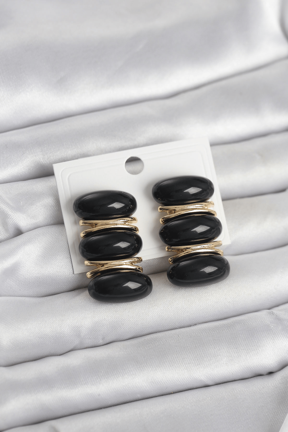 Siyah Vintage Model Gold Renk Kadın Küpe