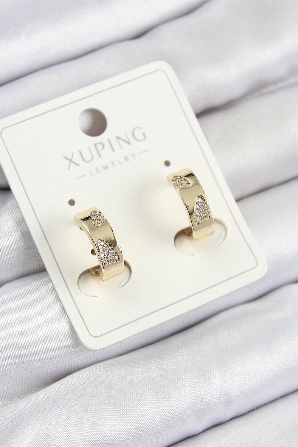 Xuping Zirkon Taşlı Desenli Halka Model Gold Renk Kadın Küpe