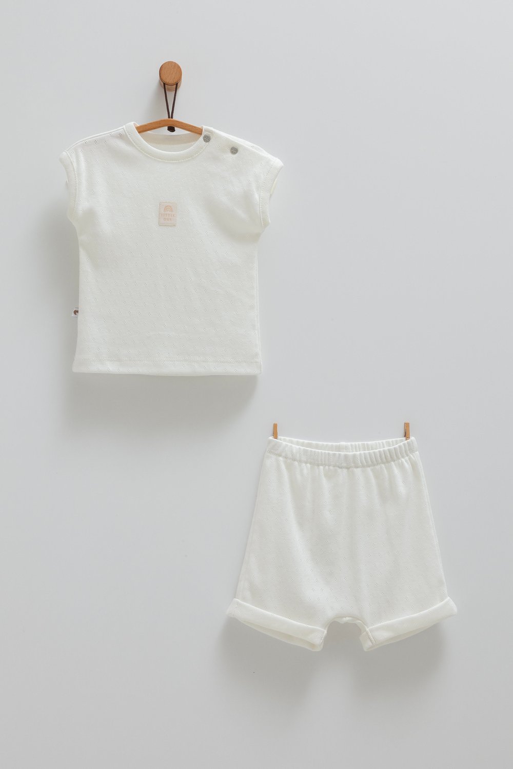 Move Baby Alt Üst Şortlu Takım  | Caramell - %100 Pamuklu, Şık ve Rahat (0-12 Ay)