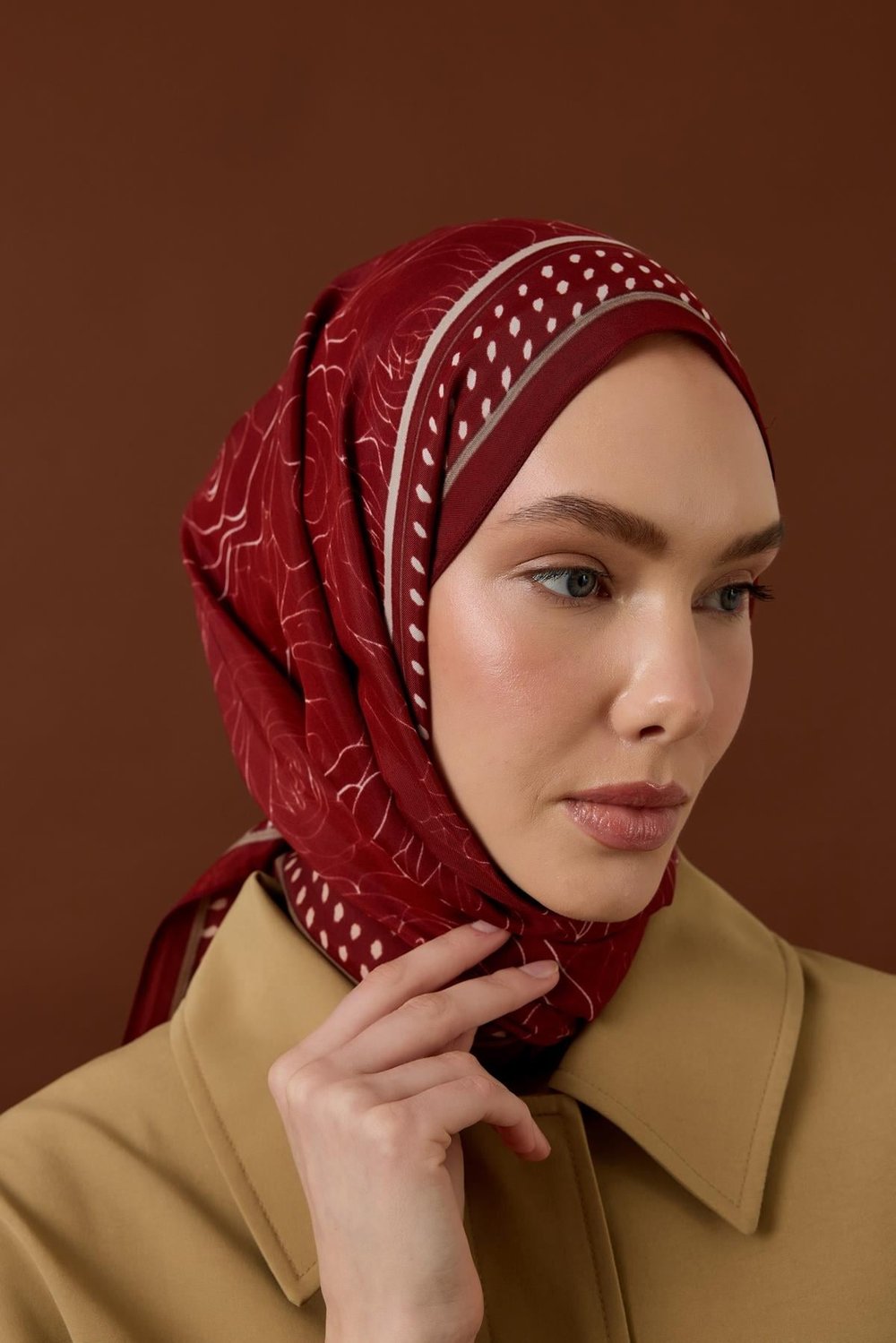 ELARA DESEN ŞAL-BORDO