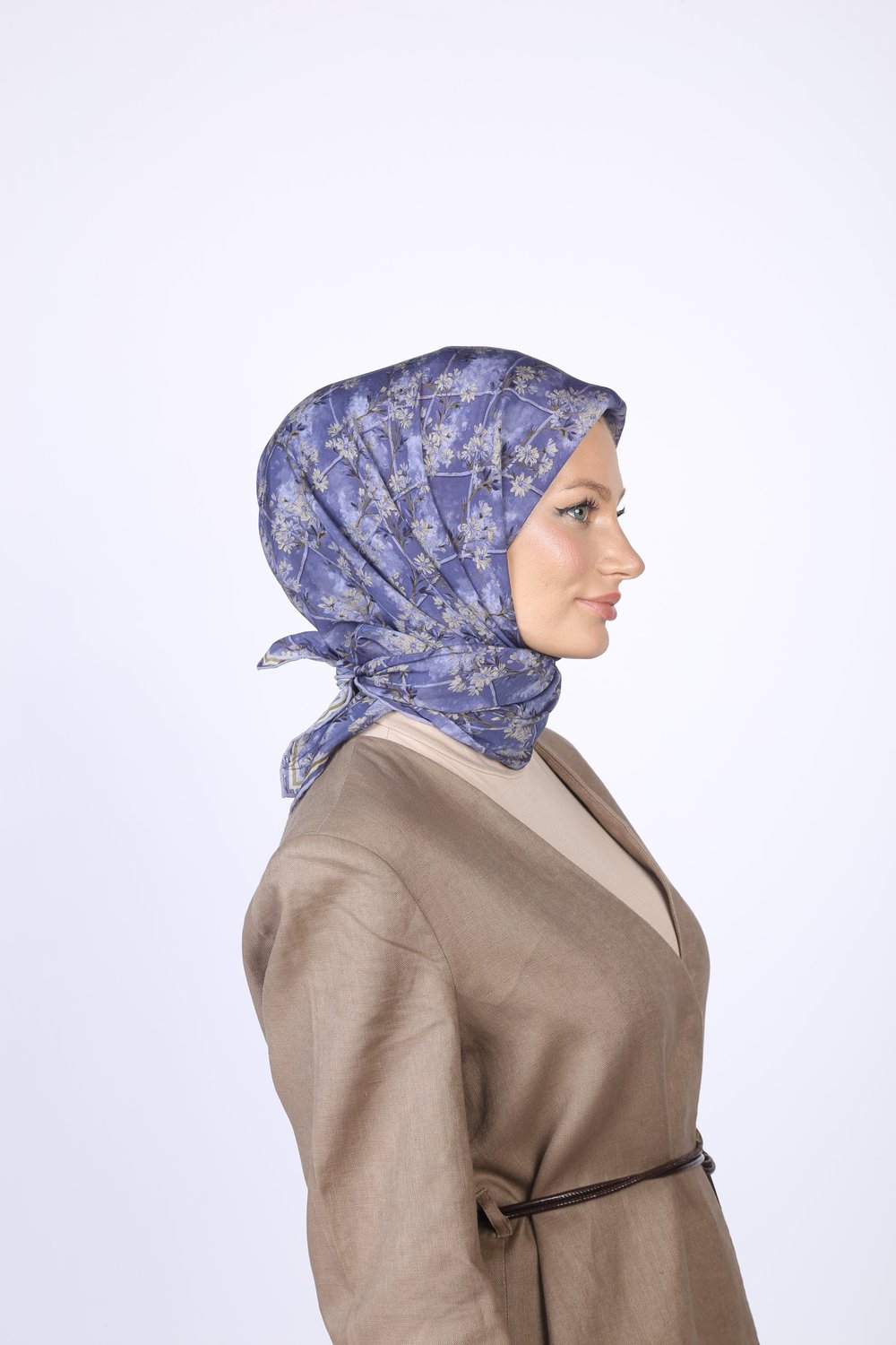 Gardenia Desen Eşarp Çivit Mavi