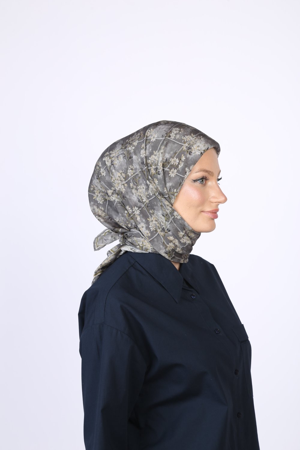 Gardenia Desen Eşarp Gri