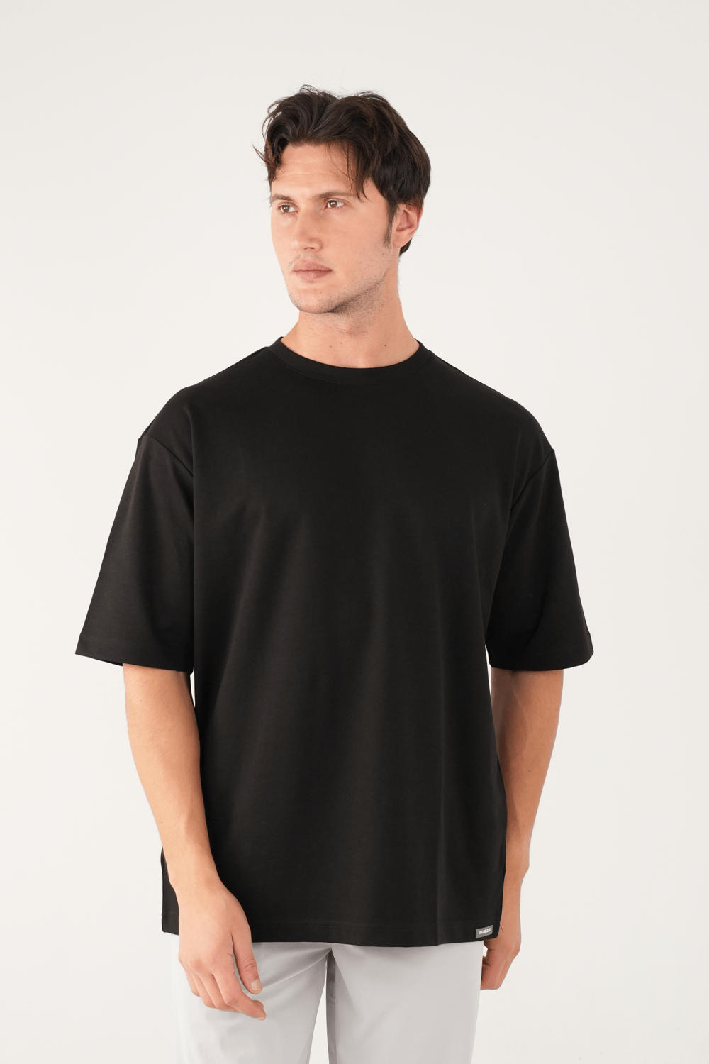 Bisiklet Yaka Siyah T-Shirt