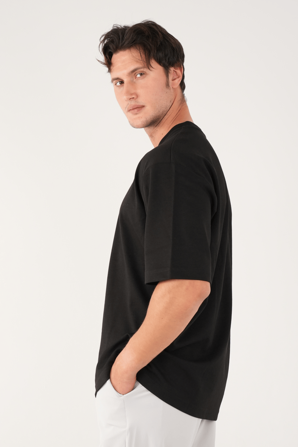 Bisiklet Yaka Siyah T-Shirt