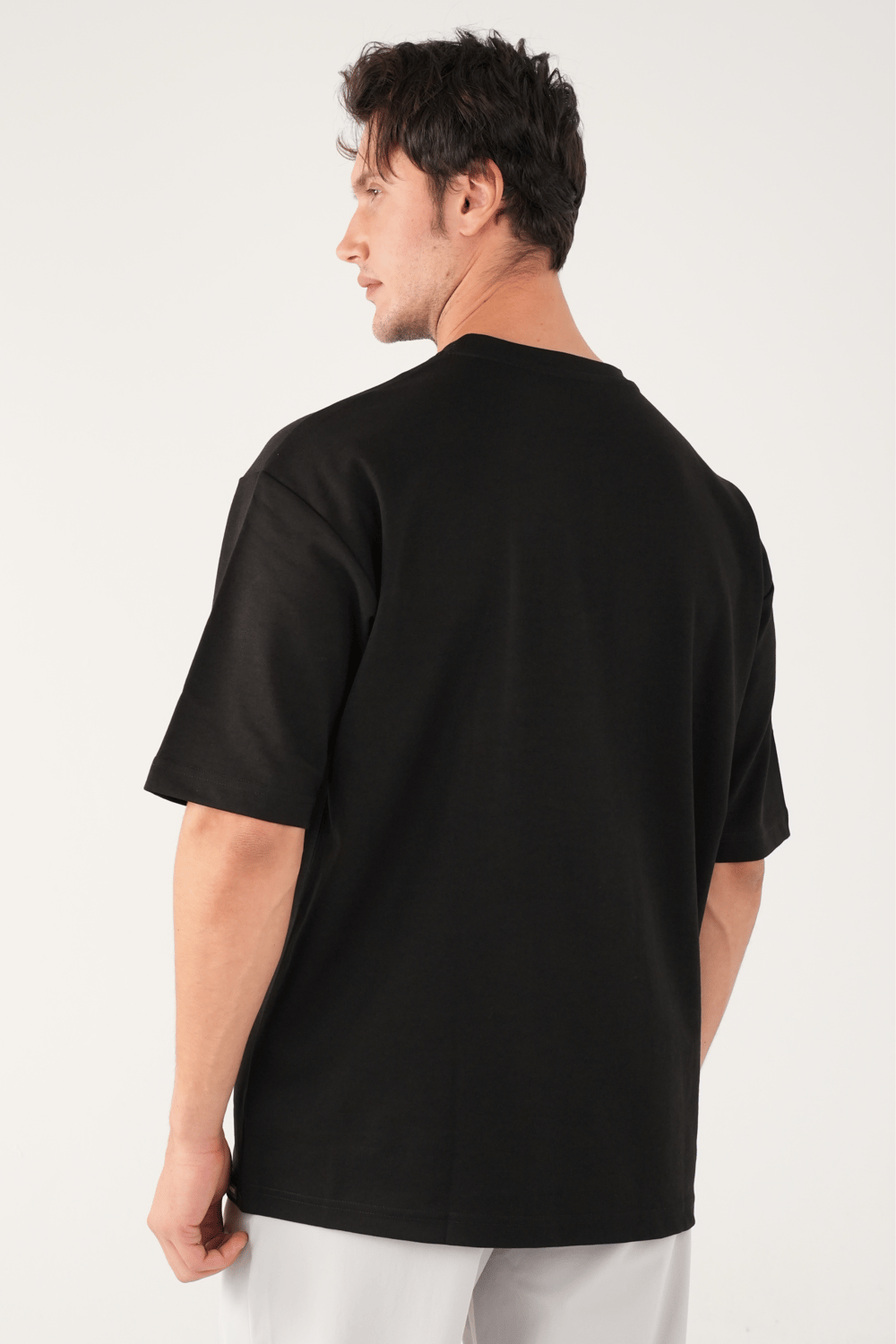 Bisiklet Yaka Siyah T-Shirt