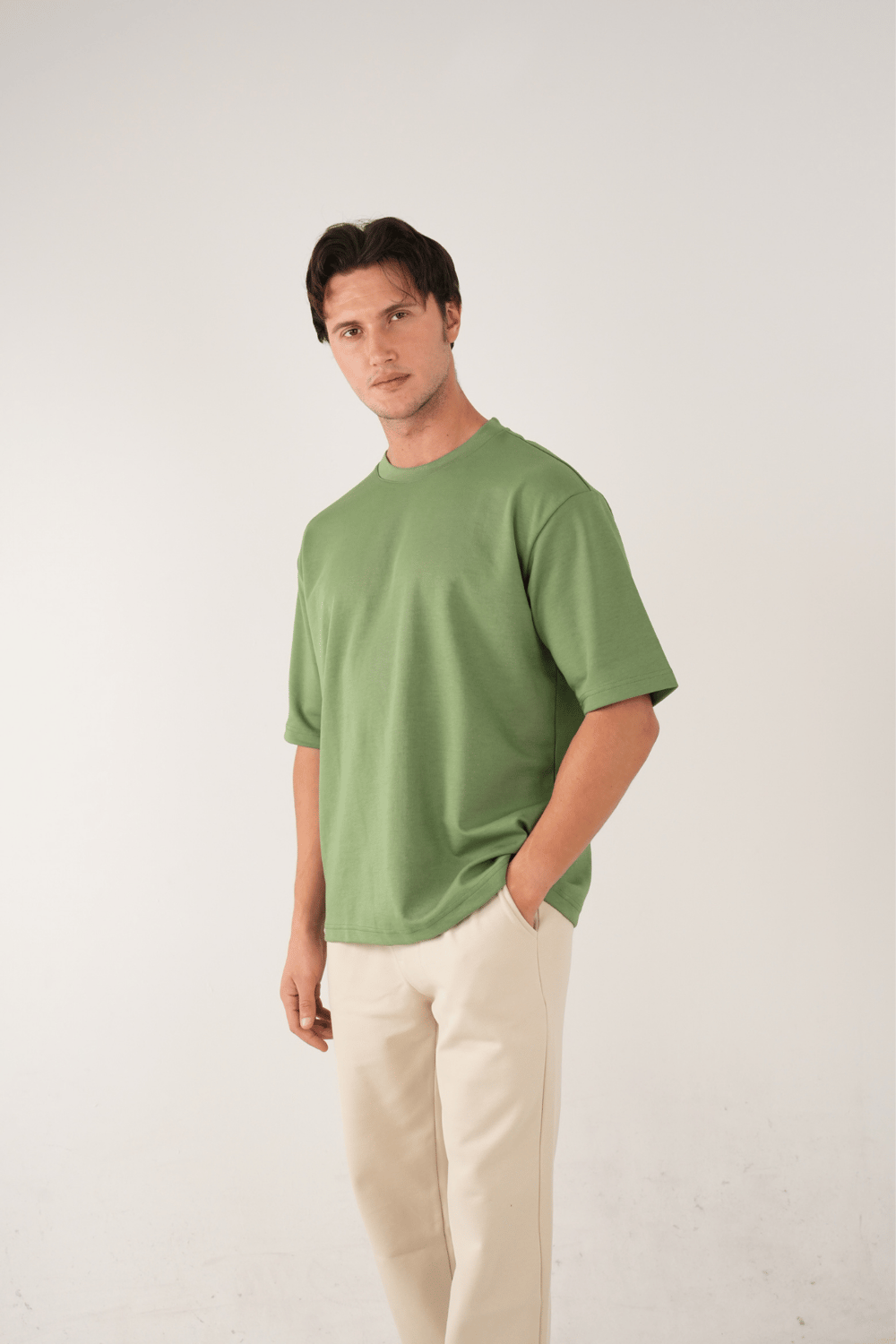 Bisiklet Yaka Yeşil T-Shirt