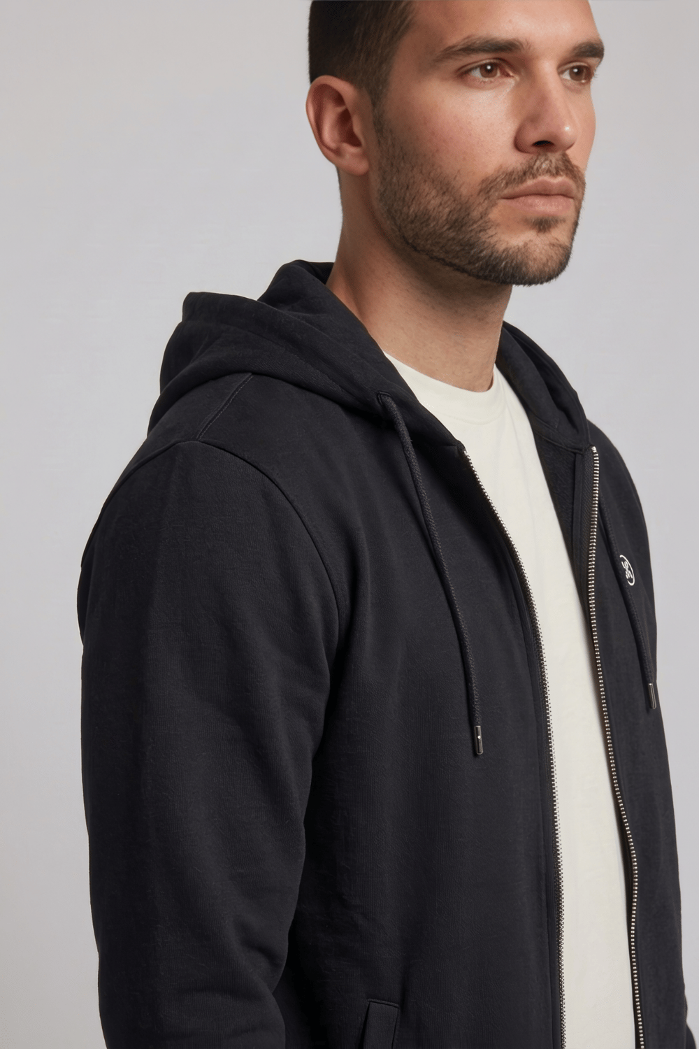 Siyah Fermuarlı Kapüşonlu Sweatshirt
