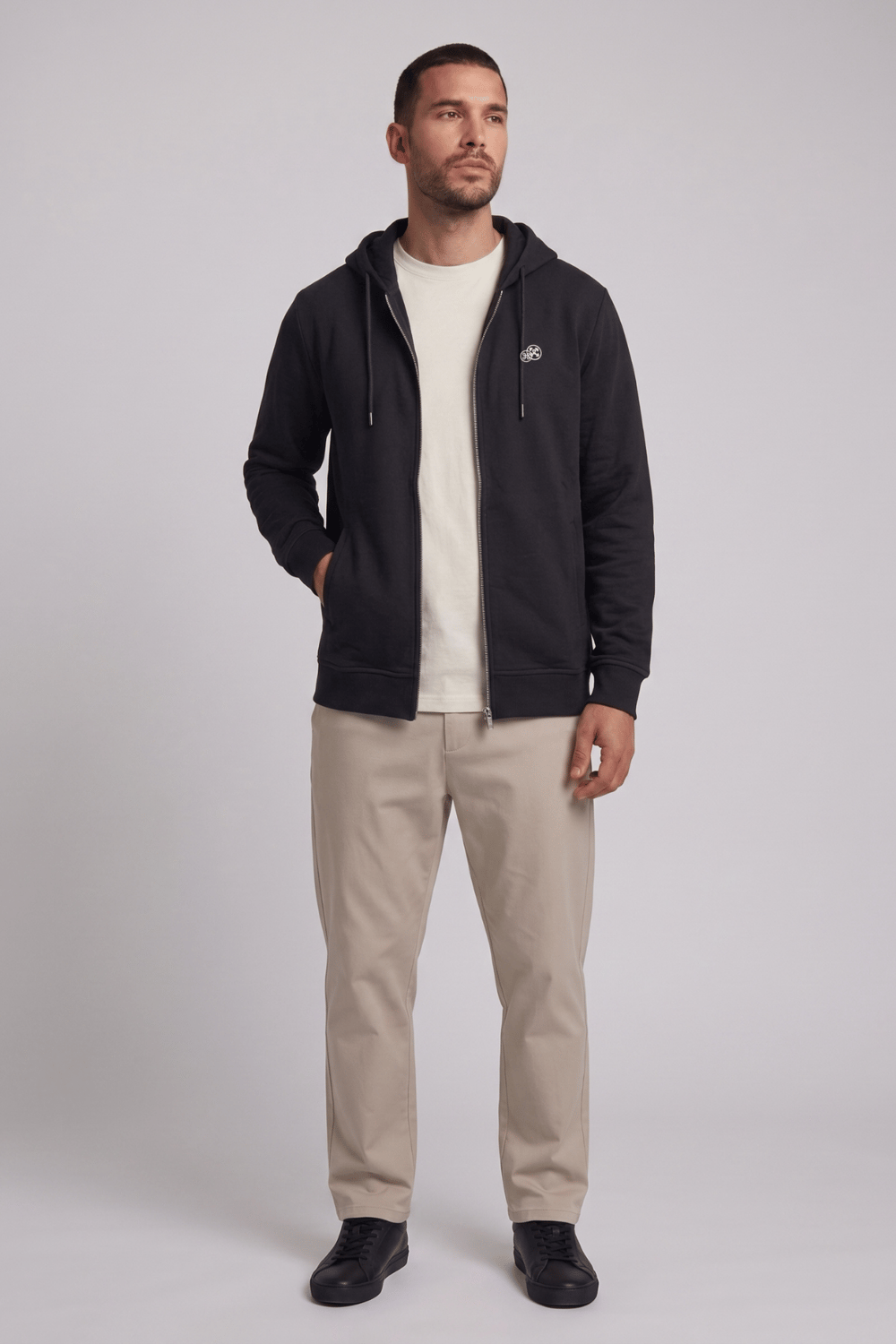 Siyah Fermuarlı Kapüşonlu Sweatshirt