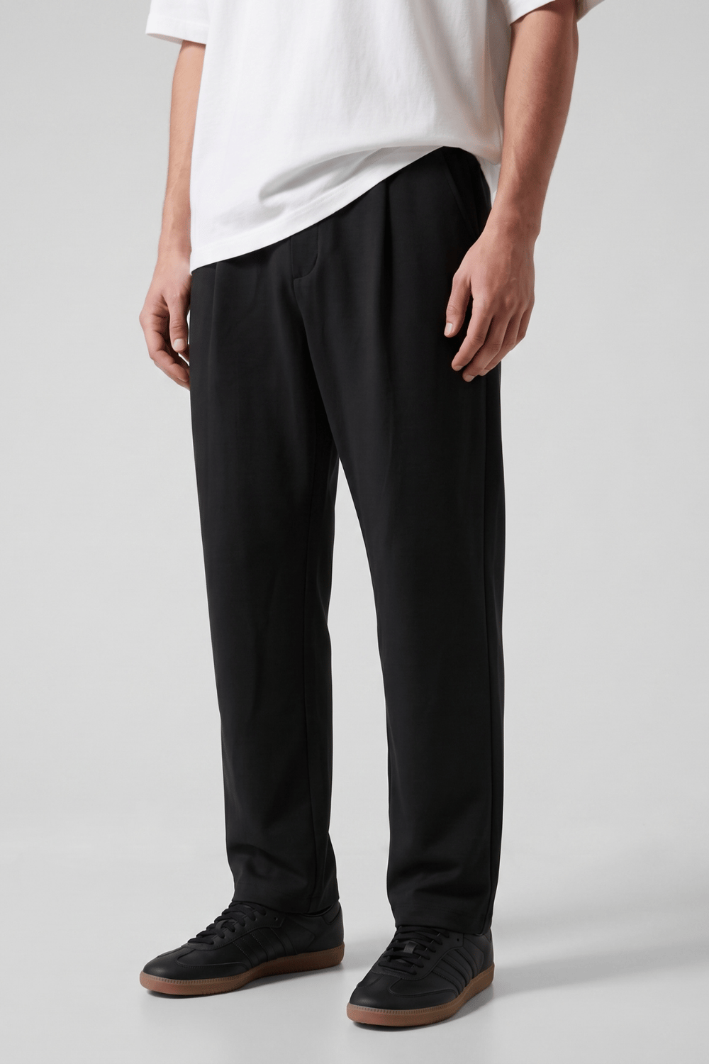 Siyah Pamuk Karışımlı Relaxed Fit Pantolon