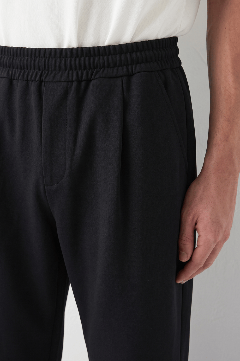 Siyah Pamuk Karışımlı Relaxed Fit Pantolon