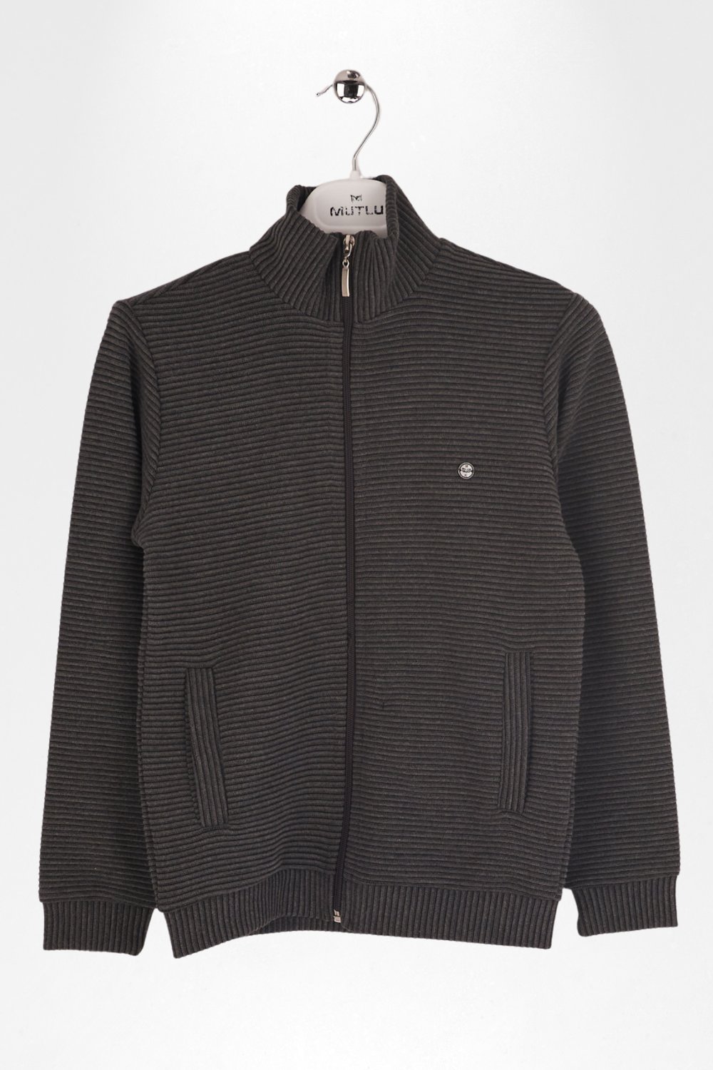 FERMUARLI ERKEK OKUL HIRKA