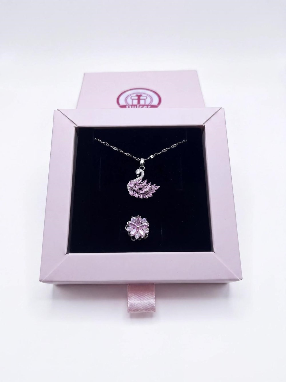 pembe taşlı kuğu kolye ve yüzük seti